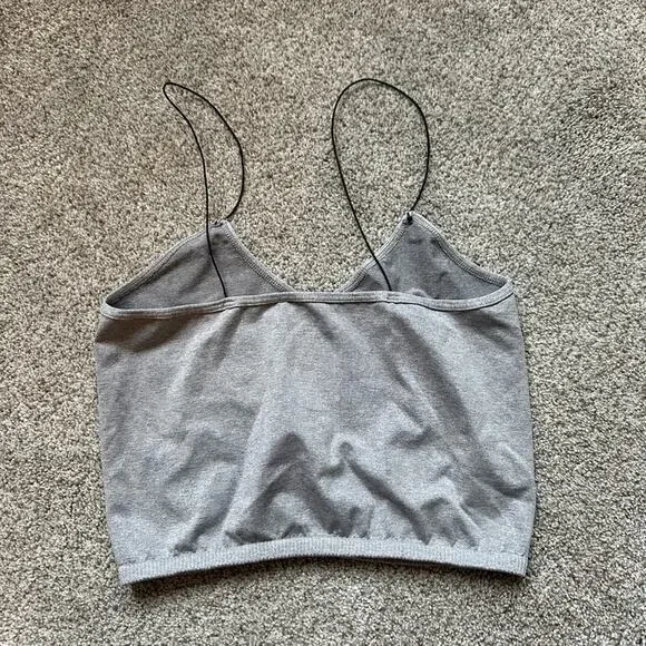 Lululemon tank - Picture 2 of 4